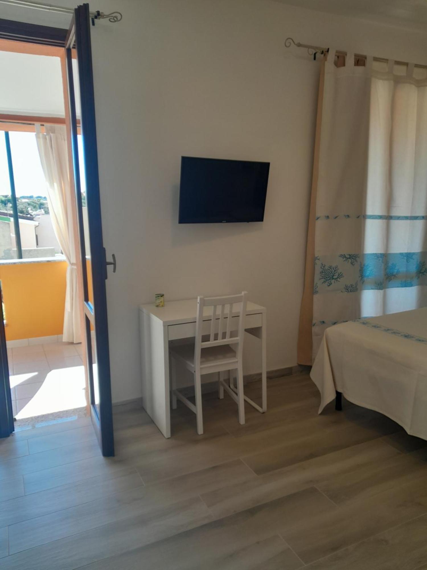Casa Fanni- Rooms วิลลัสซีมีอุส ภายนอก รูปภาพ
